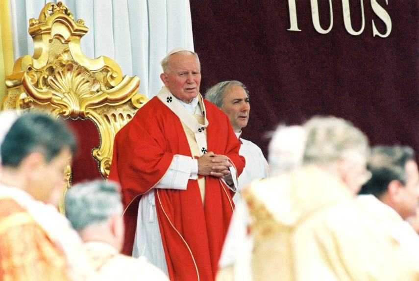 Pápež Ján Pavol II. na návšteve Slovenska v roku 1995.