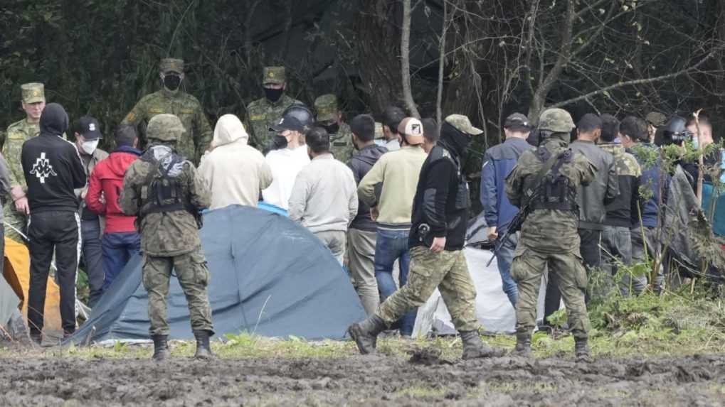 Správa EÚ o migrácii a azyle je kritická k štátom podporujúcim pašovanie ľudí