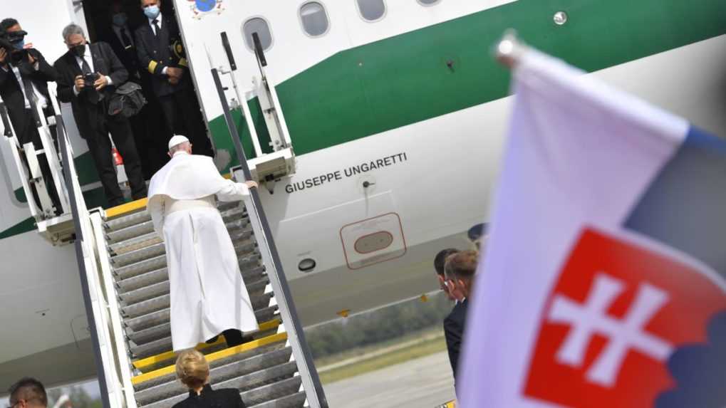 Pápež František odcestoval zo Slovenska, jeho pastoračná cesta sa skončila