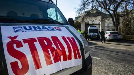 Protestné zhromaždenie Únie autodopravcov Slovenska.