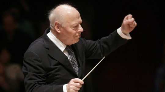 holandský dirigent Bernard Haitink.