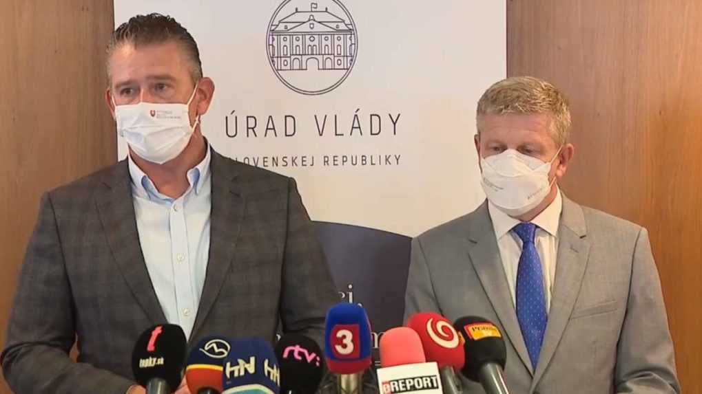 Polícia pomôže nemocniciam a očkovacím tímom pred útokmi antivaxerov