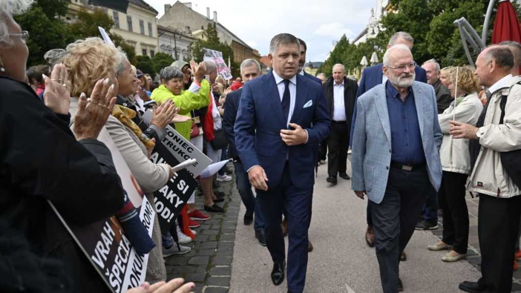 Fico ohlásil dva protesty, jeden z nich bude 17. novembra