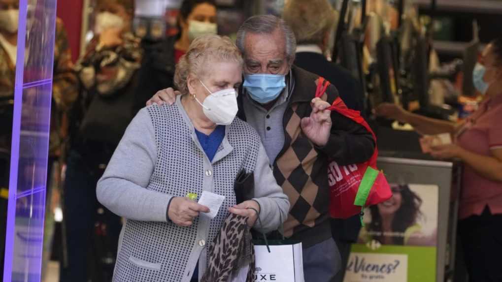 Rušia sa hodiny pre seniorov, upravuje sa aj režim na hraniciach