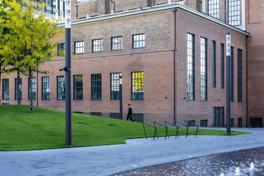 Zrekonštruovaná bratislavská tepláreň slovenského architekta Dušana Jurkoviča.