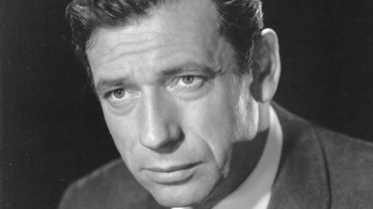 Na snímke francúzsky herec a šansoniér Yves Montand