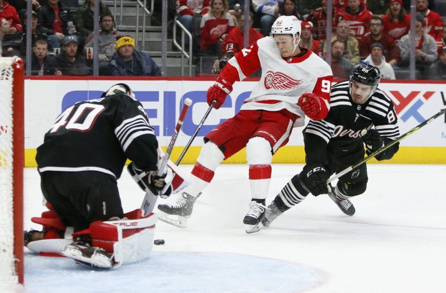 Devils s Tatarom a Studeničom pokračujú v trápení. NHL pre covid mení program