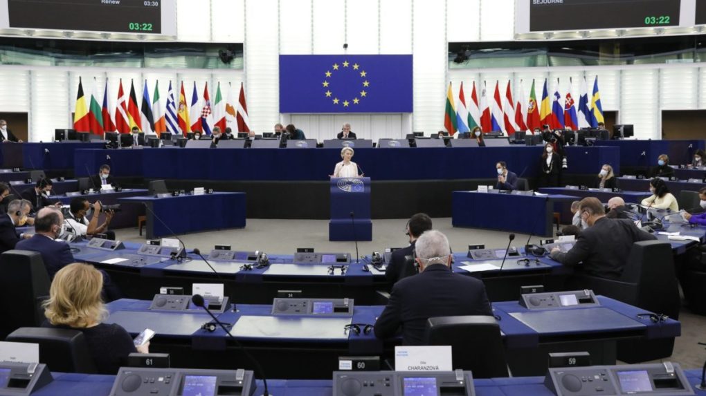 Europarlament vyzval na zníženie nerovností v odmeňovaní mužov a žien