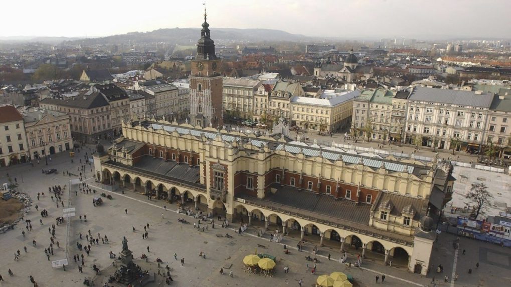 Poľsko hlási rekordný denný počet úmrtí súvisiacich s covidom