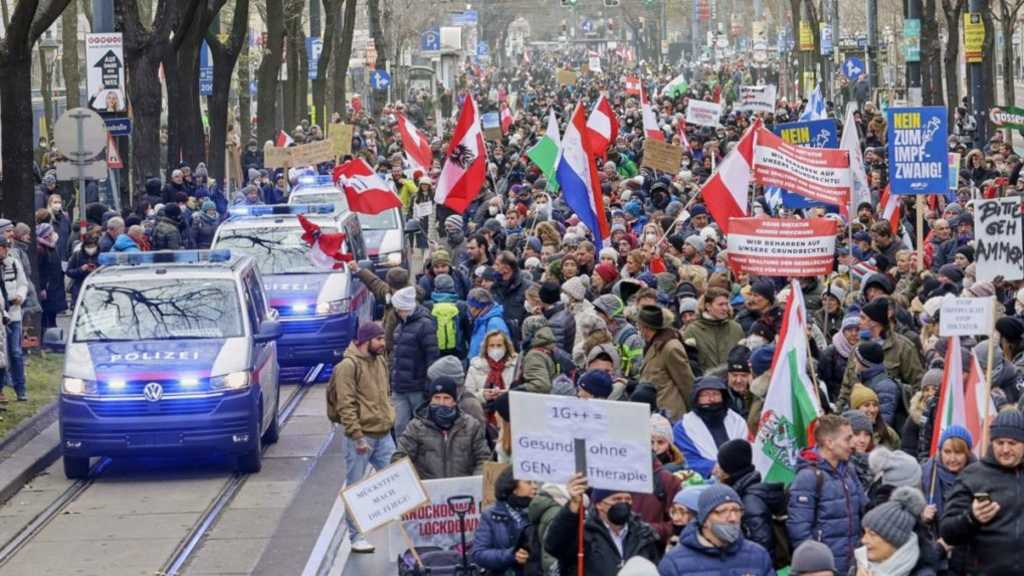 V Rakúsku predĺžili lockdown pre nezaočkovaných do konca roka