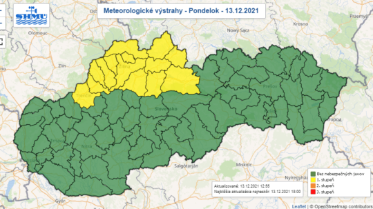 Výstraha SHMÚ pred poľadovicou na severe Slovenska.