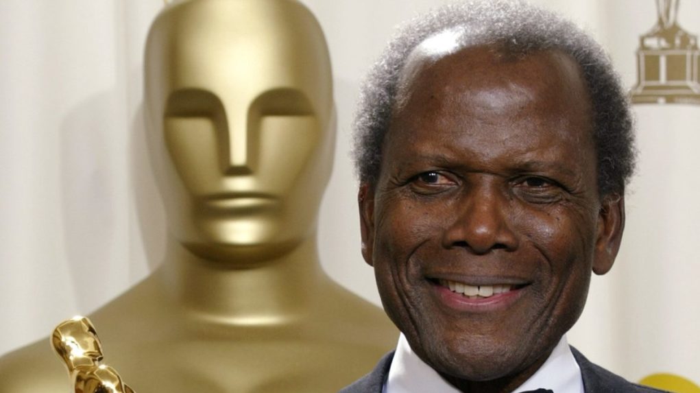 Filmová legenda a bojovník za rasovú rovnosť Sidney Poitier by oslávil 95 rokov