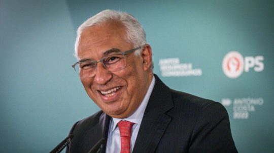 Líder portugalskej Socialistickej strany António Costa.