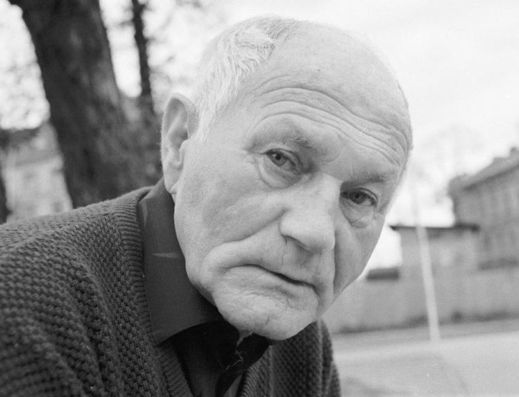 Na snímke český spisovateľ Bohumil Hrabal.