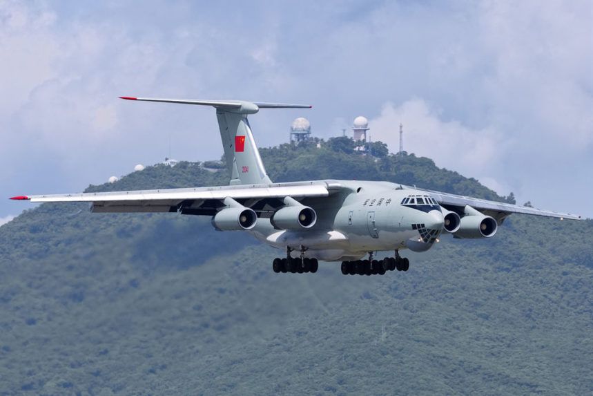 Iľjušin IL-76