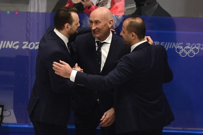 Craig Ramsay sa teší z víťazstva.