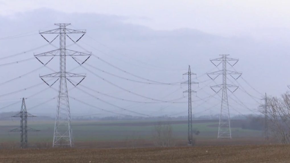 Cena elektriny pre domácnosti zostane približne na úrovni roka 2023