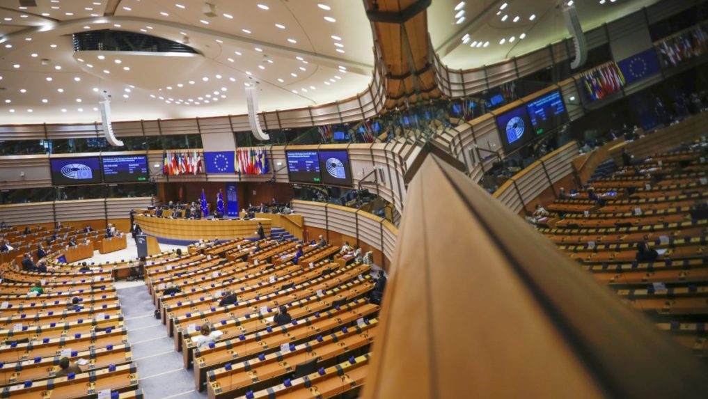 Europarlament schválil 3,4 miliardy eur pre krajiny EÚ prijímajúce utečencov z Ukrajiny