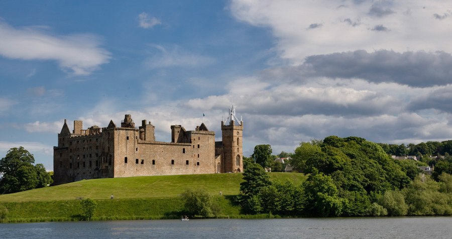 Palác Linlithgow, kde sa Mária Stuartová narodila.