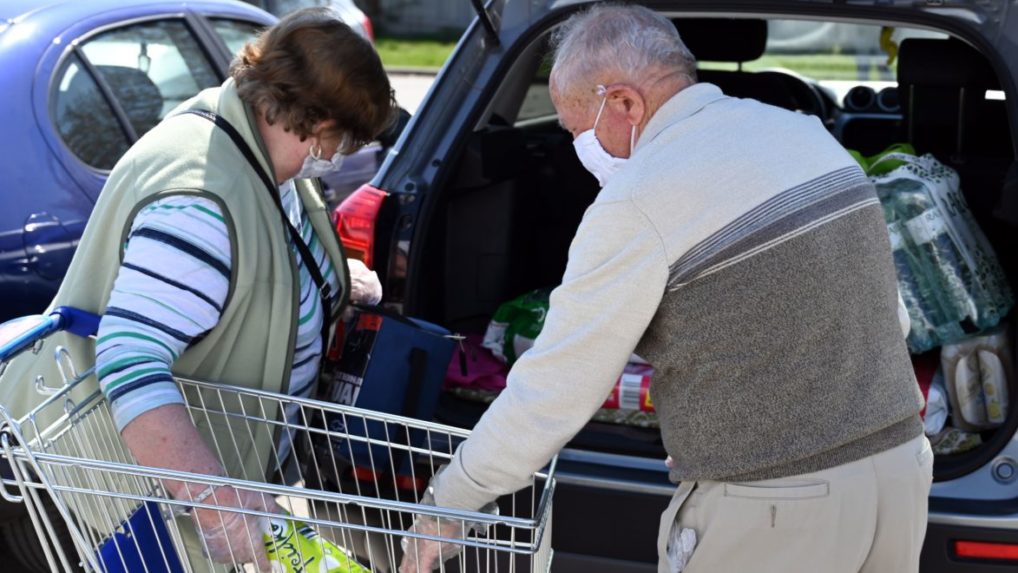 Vláda sa pri zdražovaní otočila chrbtom všetkým seniorom, tvrdí Jednota dôchodcov na Slovensku