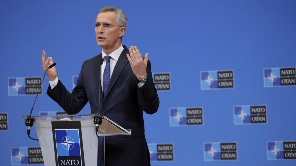 Stoltenberg: Rozpútaním vojny Rusko narušilo mier v Európe