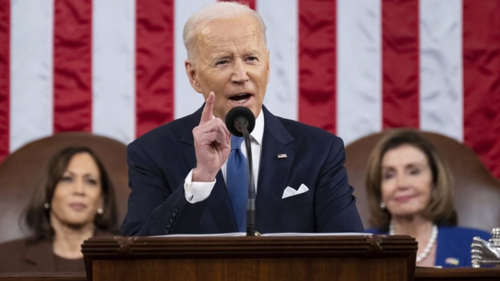 Biden oznámil, že USA zakazujú dovoz ropy, plynu a uhlia z Ruska