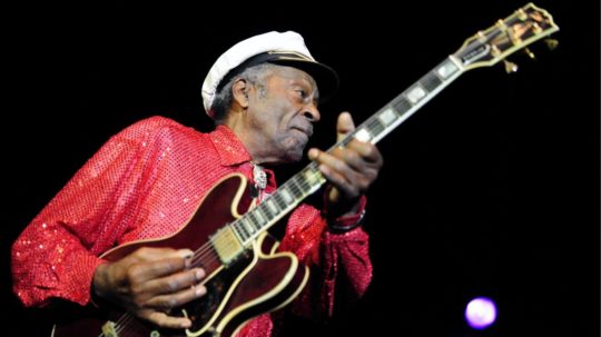 Americký spevák hudobník Chuck Berry.