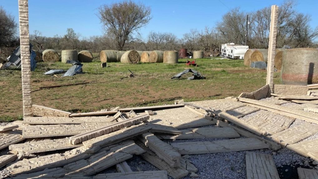 Tornáda zasiahli Texas a Oklahomu, vyžiadali si jednu obeť