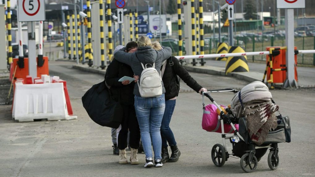 Z Ukrajiny do Poľska utieklo od začiatku ruskej invázie vyše 450 000 ľudí