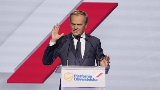 Na snímke bývalý šéf Európskej rady a poľský expremiér Donald Tusk počas prejavu pred delegátmi strany Občianska platforma.