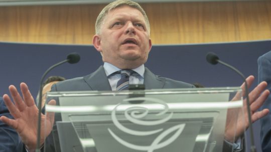 Na snímke predseda Smer-SD Robert Fico.