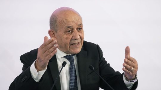 Francúzsky minister zahraničných vecí Jean-Yves Le Drian.