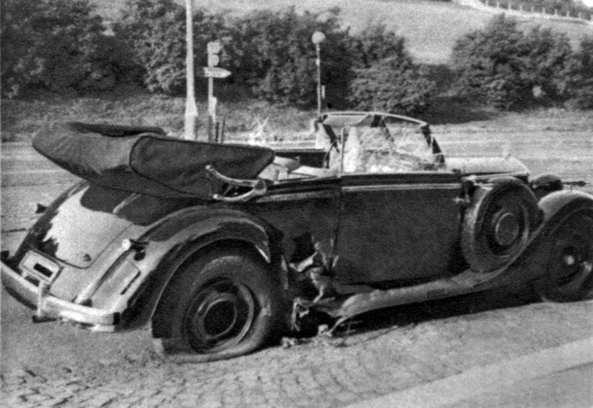 Auto, v ktorom sedel Reinhard Heydrich, počas atent&aacute;tu.