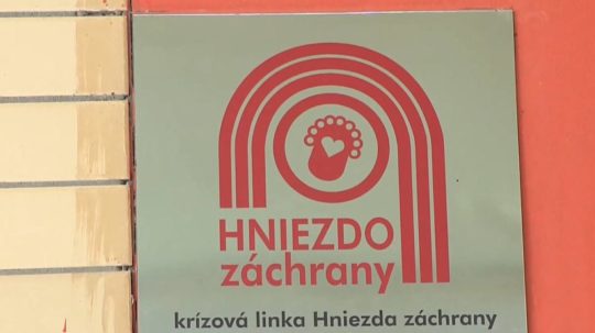 hniezdo záchrany