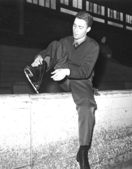 Slovenský krasokorčuliar Karol Divín.