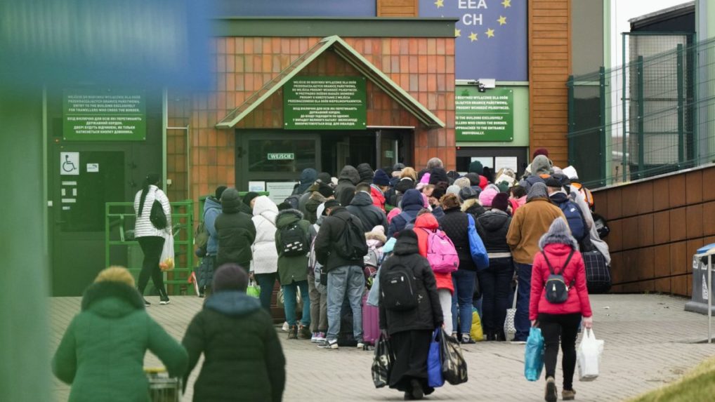 Z Ukrajiny utieklo pred vojnou viac ako päť miliónov ľudí