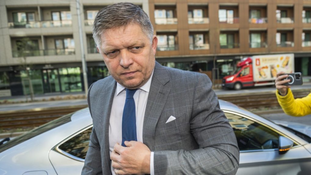 Robert Fico odmietol na polícii vypovedať