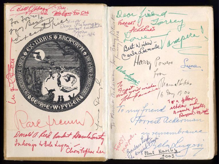 Prvé knižné vydania Draculu od Brama Stokera.