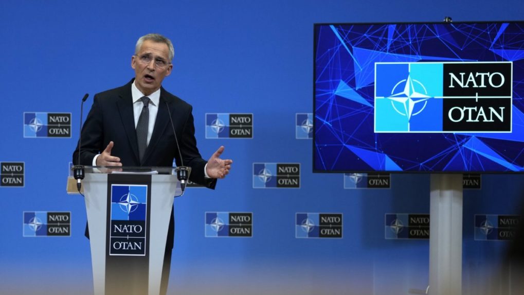 Stoltenberg: Ruskí vojaci sa preskupili, zamerajú sa na východ Ukrajiny