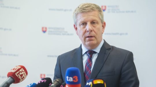 Na snímke minister zdravotníctva SR Vladimír Lengvarský (nominant OĽANO).