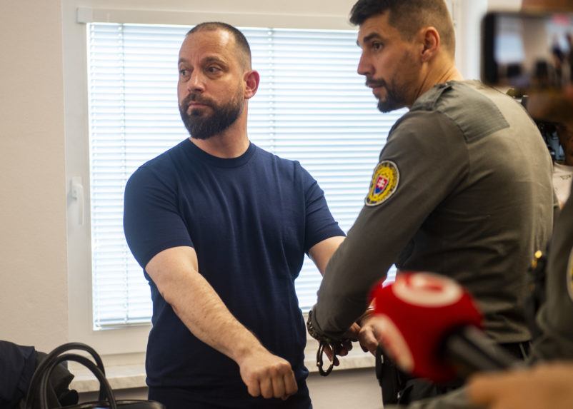 Obvinen&yacute; advok&aacute;t Marek Para po skončen&iacute; pojedn&aacute;vania na Najvy&scaron;&scaron;om s&uacute;de SR.