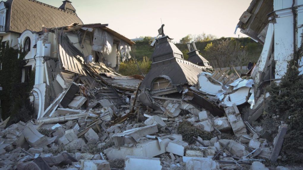 Odesa čelí ďalšiemu útoku, oblasť zasiahli štyri rakety