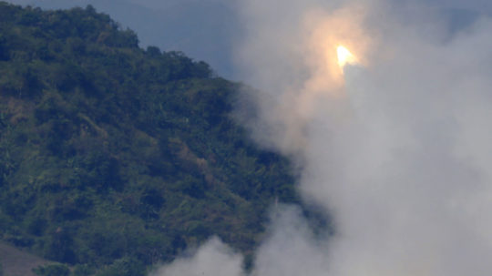 Test amerického raketového systému HIMARS.