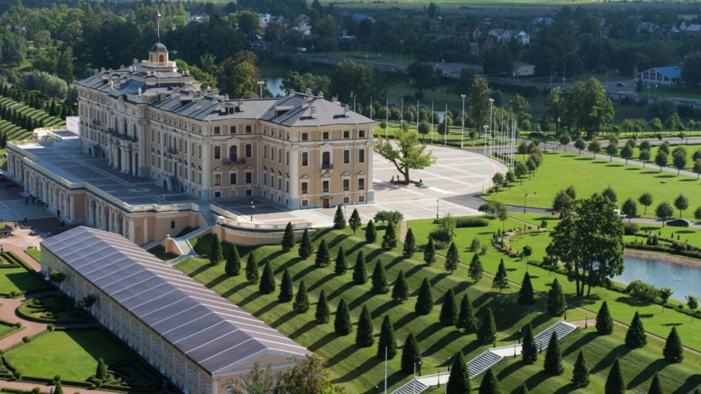 Kon&scaron;tant&iacute;novsk&yacute; pal&aacute;c