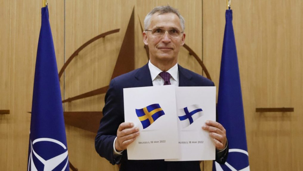 Stoltenberg navštívi Fínsko a Švédsko