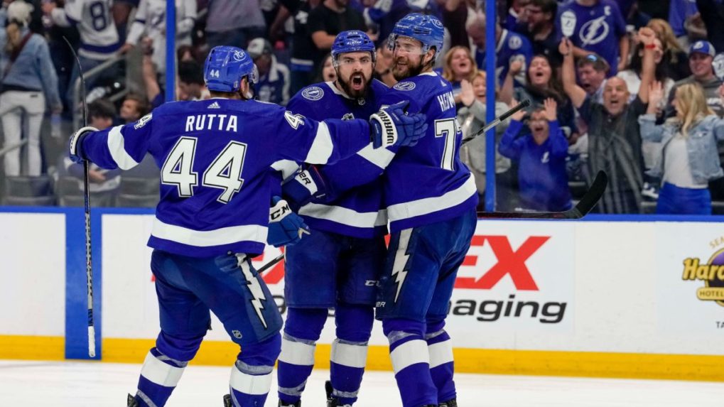 NHL: Tampa vyhrala nad Coloradom 6:2 a znížila stav finálovej série