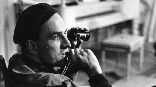 Na snímke Slávny švédsky filmový režisér INGMAR BERGMAN