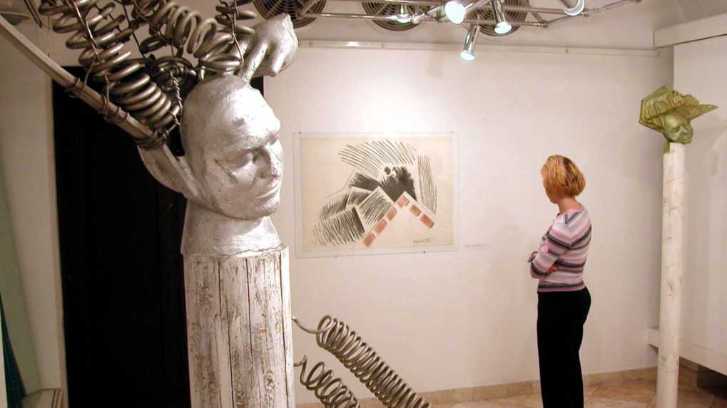 Výstava slovenského sochára Juraja Meliša v Budapešti.