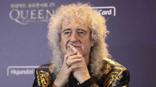 Britský hudobník Brian May.