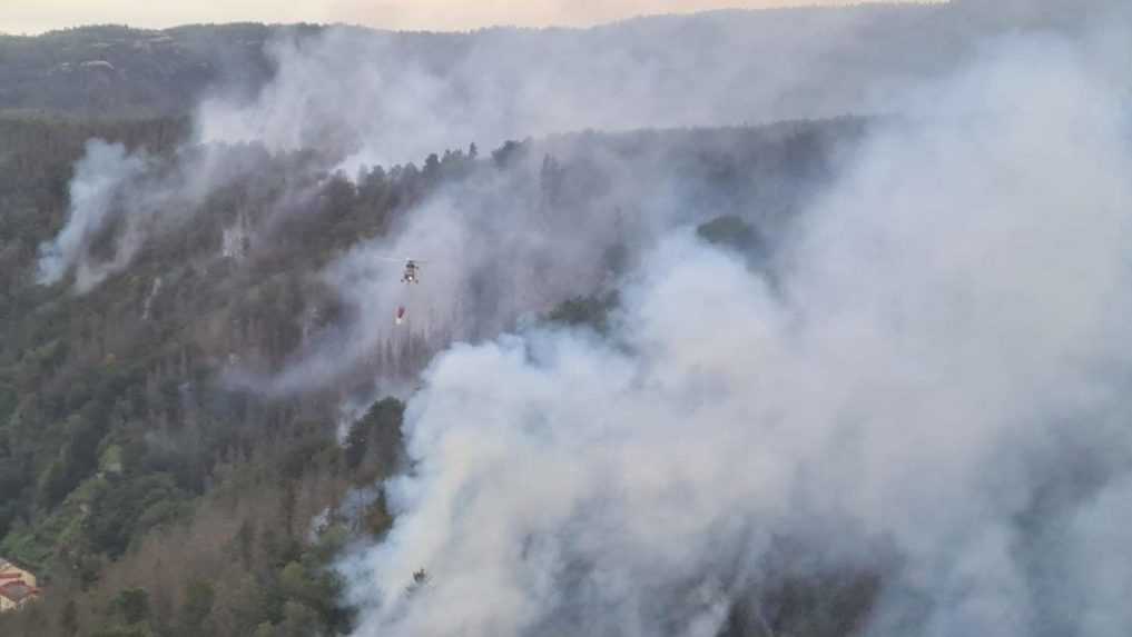 Polícia vyšetruje požiar v Českom Švajčiarsku ako všeobecné ohrozenie